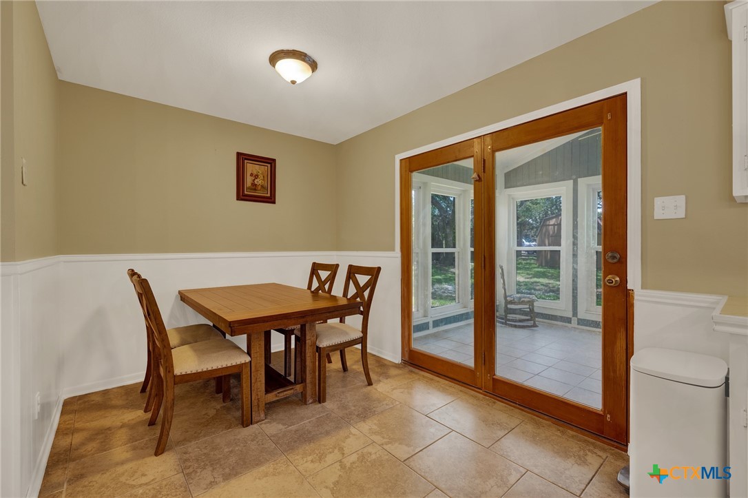 208 Reimer Avenue Property Photo 19