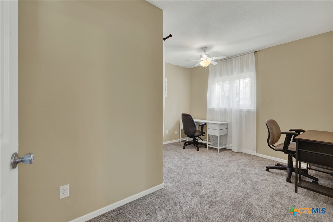 208 Reimer Avenue Property Photo 27