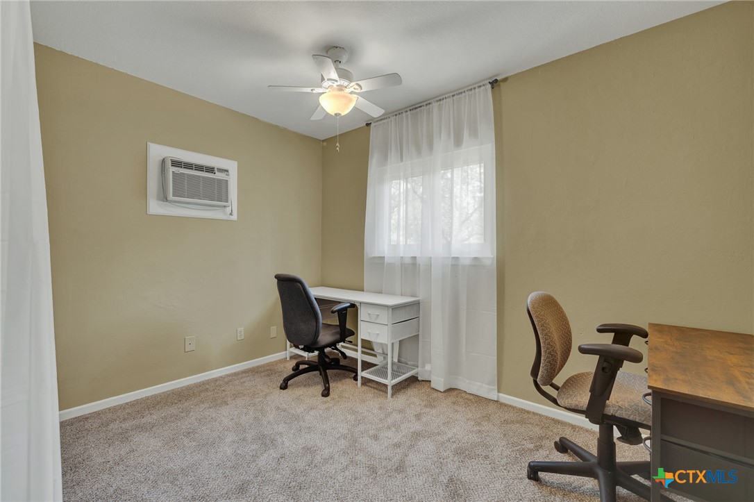 208 Reimer Avenue Property Photo 28