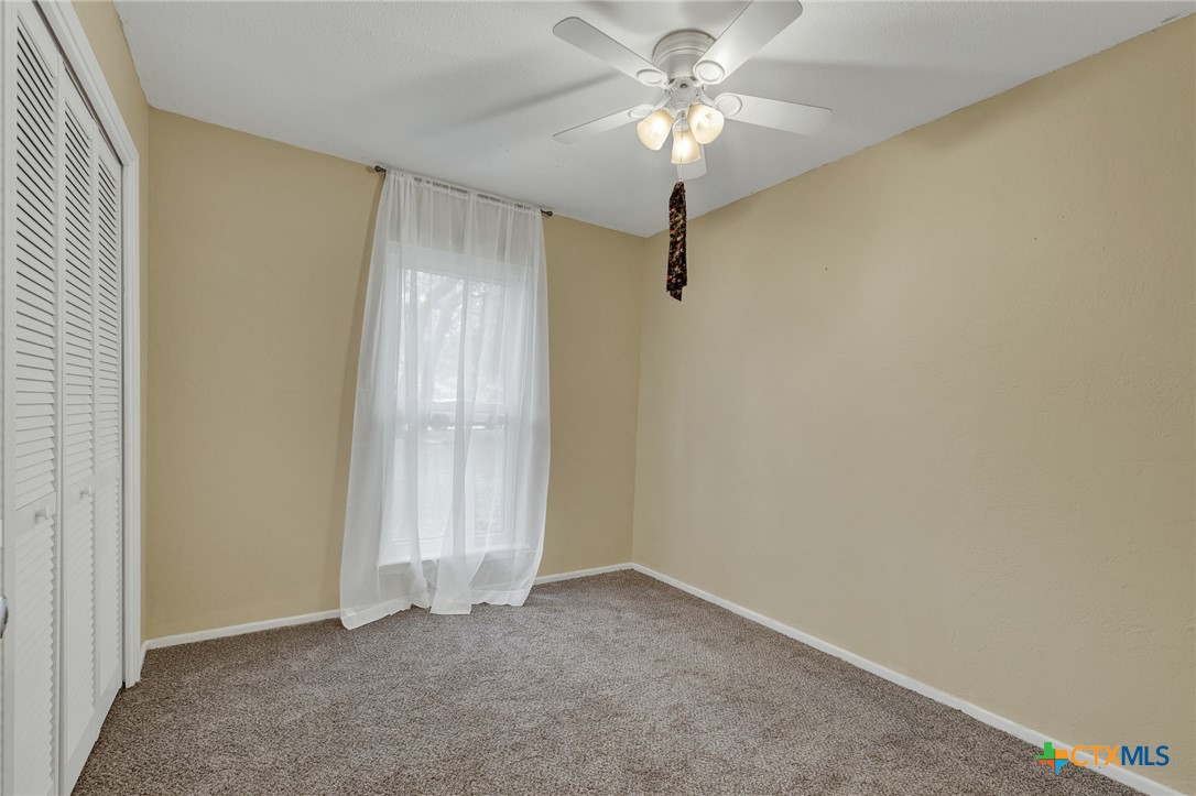 208 Reimer Avenue Property Photo 32