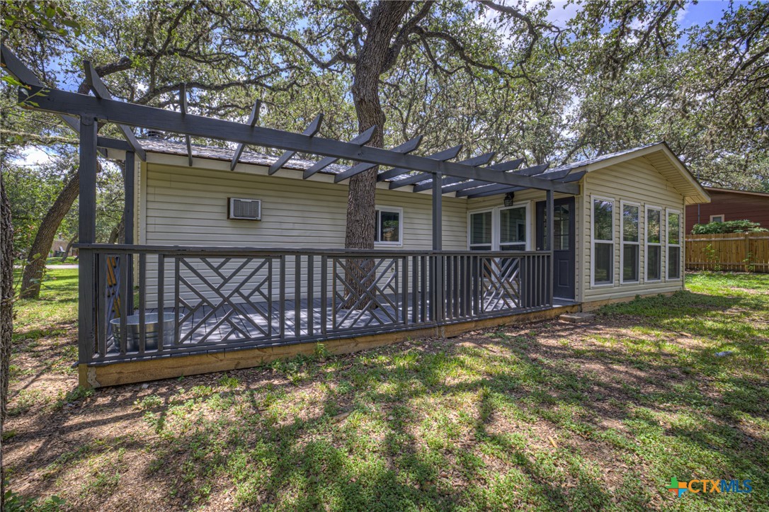 208 Reimer Avenue Property Photo 40