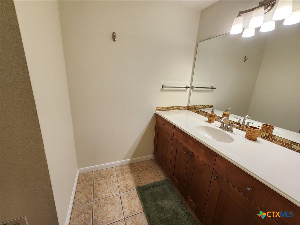 7685 Northcross Drive 308 Property Photo 11
