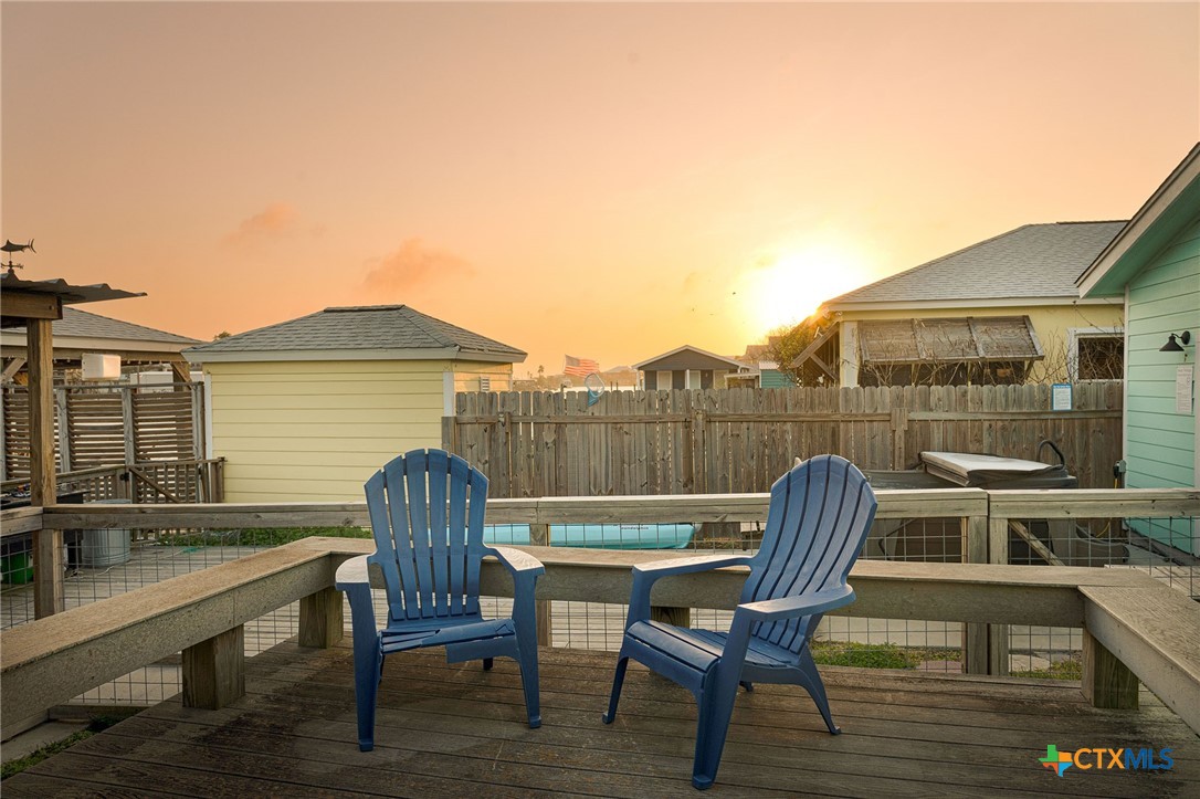121 Ridge Harbor Drive Property Photo 10