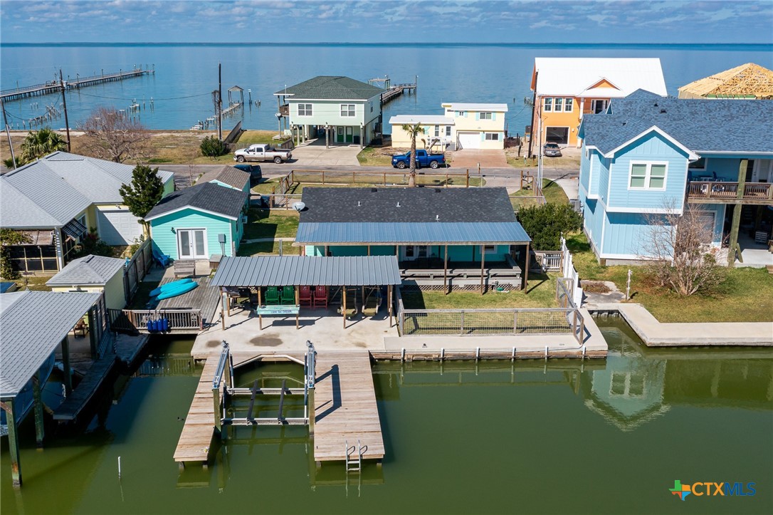 121 Ridge Harbor Drive Property Photo 14