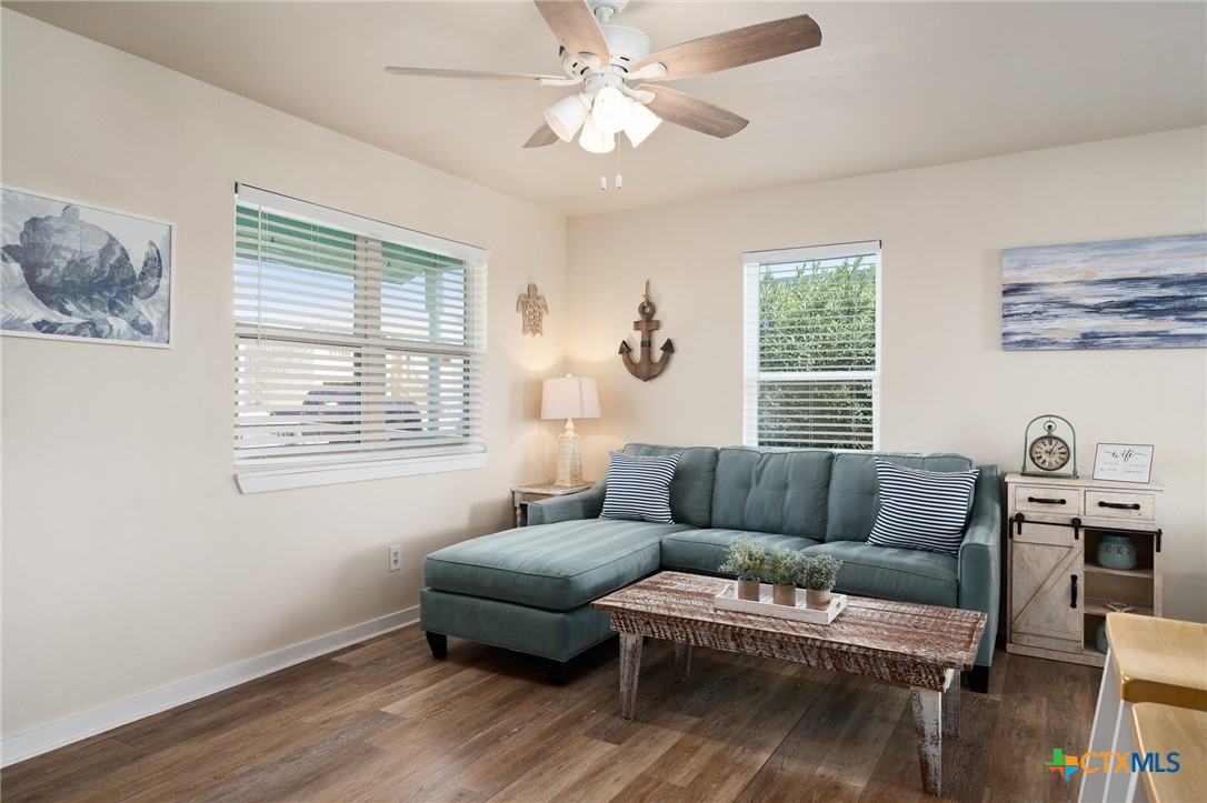121 Ridge Harbor Drive Property Photo 15