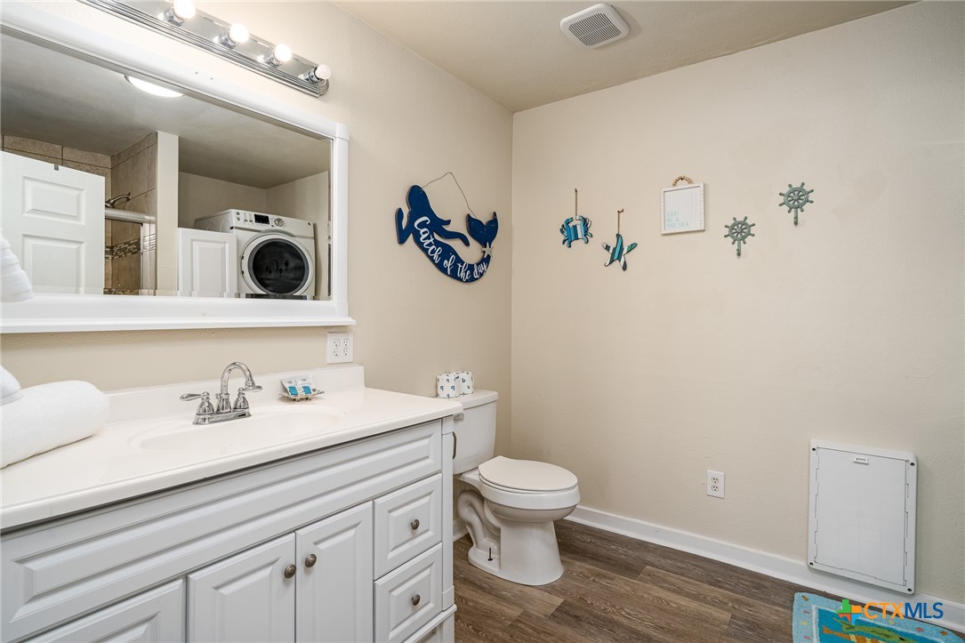 121 Ridge Harbor Drive Property Photo 27