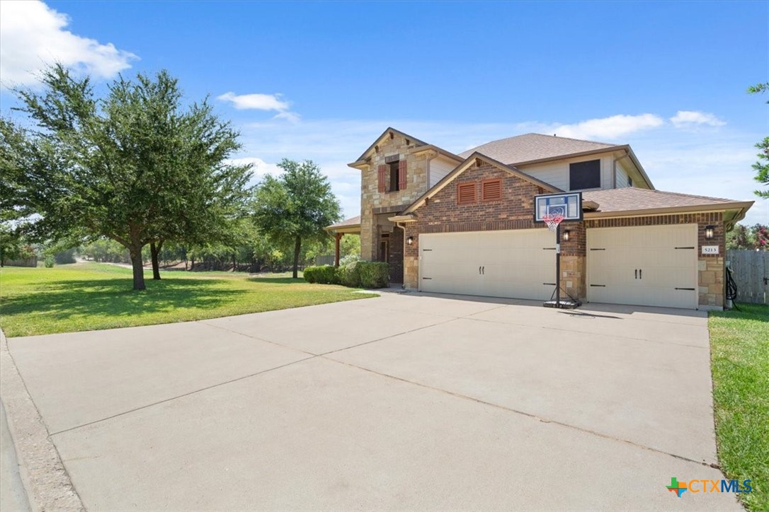 5213 Sandstone Drive Property Photo 1