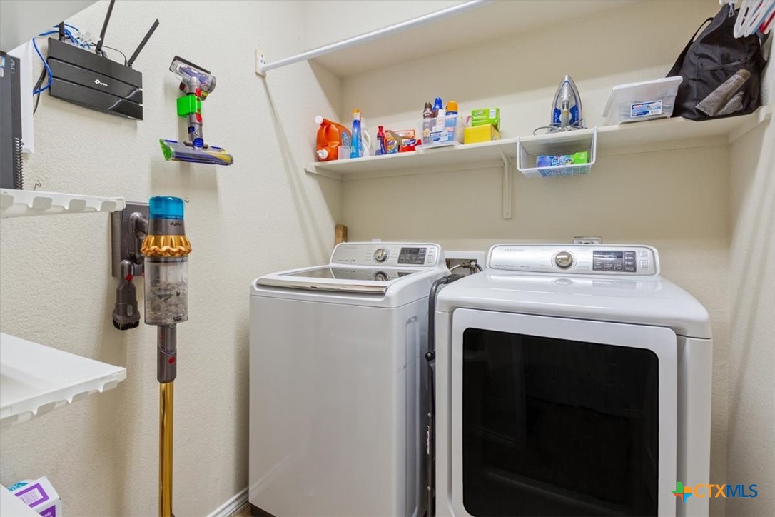 5213 Sandstone Drive Property Photo 4