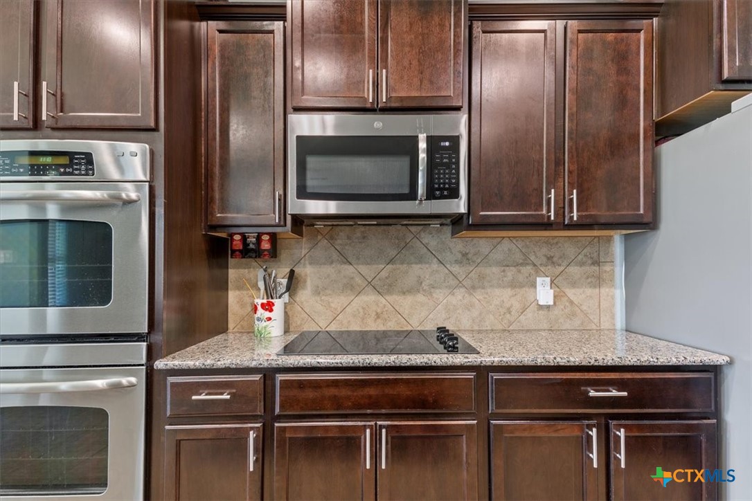 5213 Sandstone Drive Property Photo 17