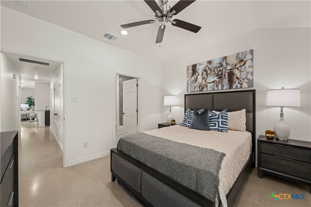 1801 Tejas Trail Property Photo 13