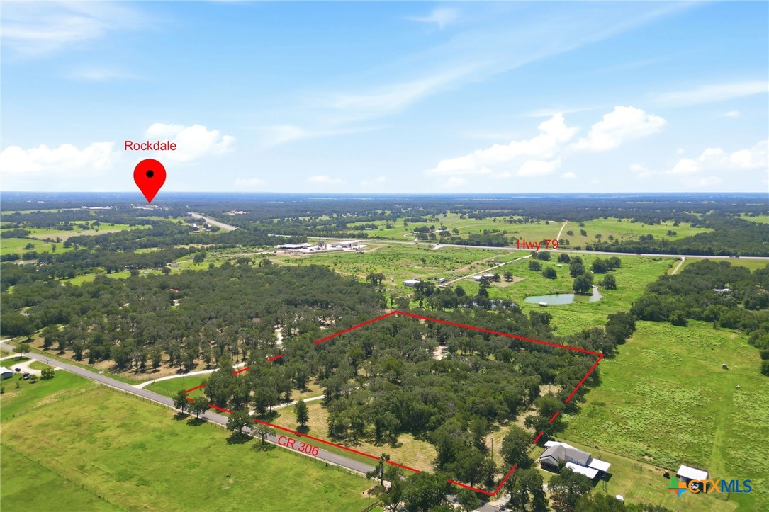 1893 County Road 306 Property Photo 2