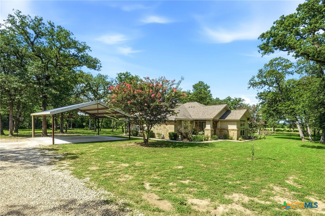 1893 County Road 306 Property Photo 4
