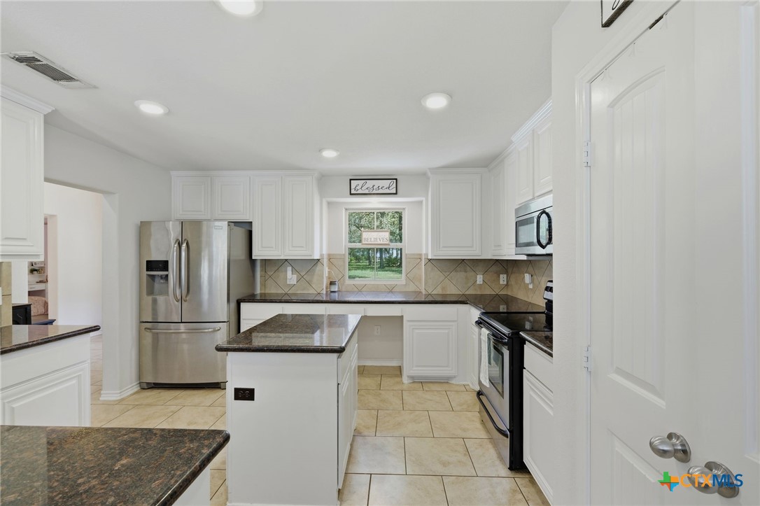 1893 County Road 306 Property Photo 12