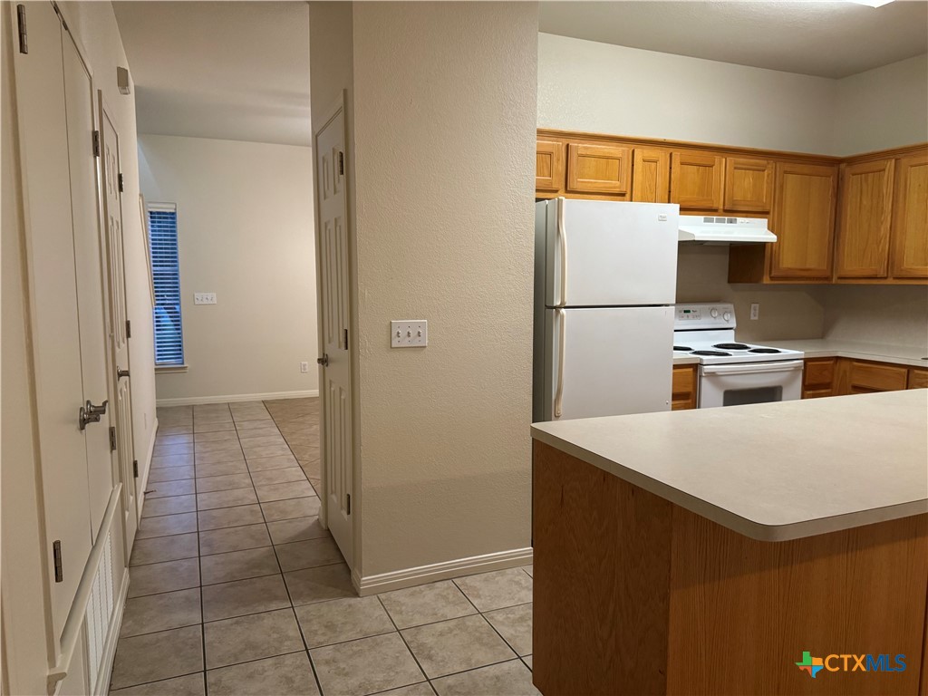 9 Deerfield Drive Property Photo 10