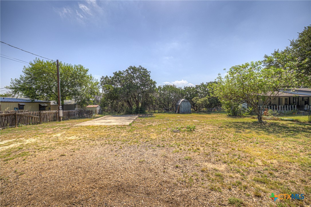 2189 Potters Creek Road Property Photo 5