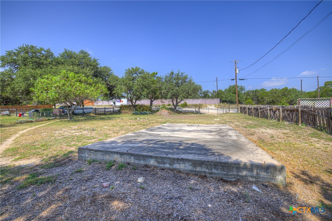 2189 Potters Creek Road Property Photo 8