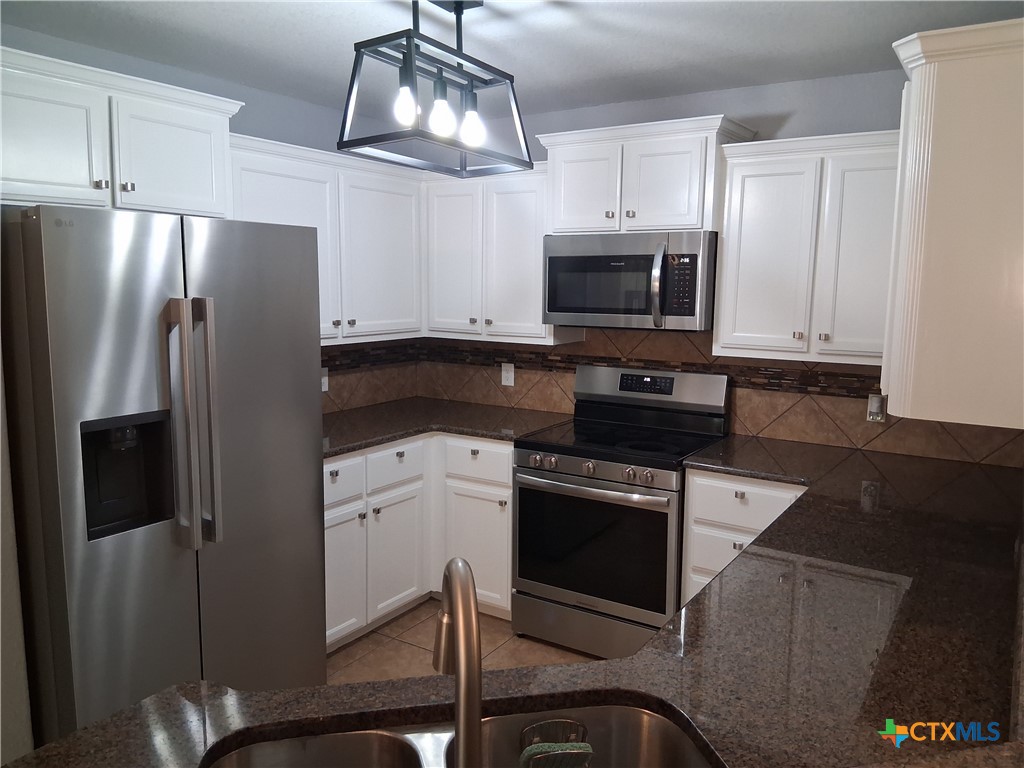 9610 Taylor Renee Drive Property Photo 7