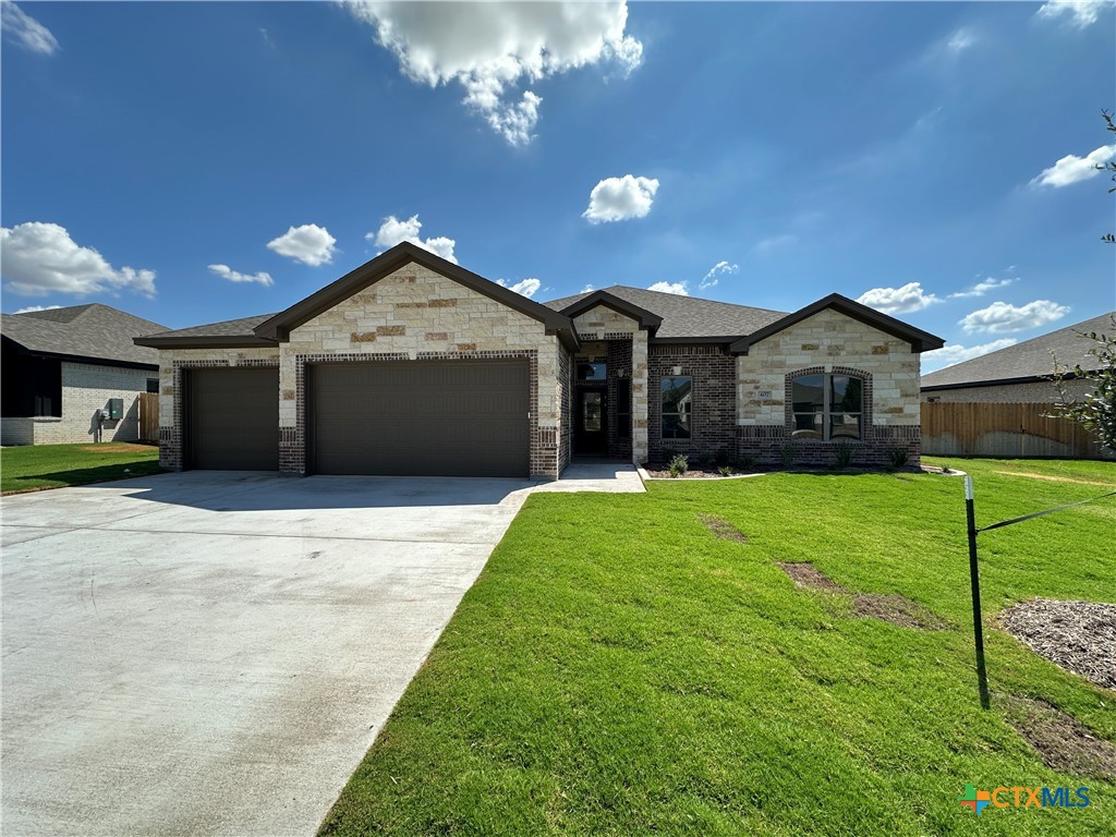 407 Magnolia Property Photo 1