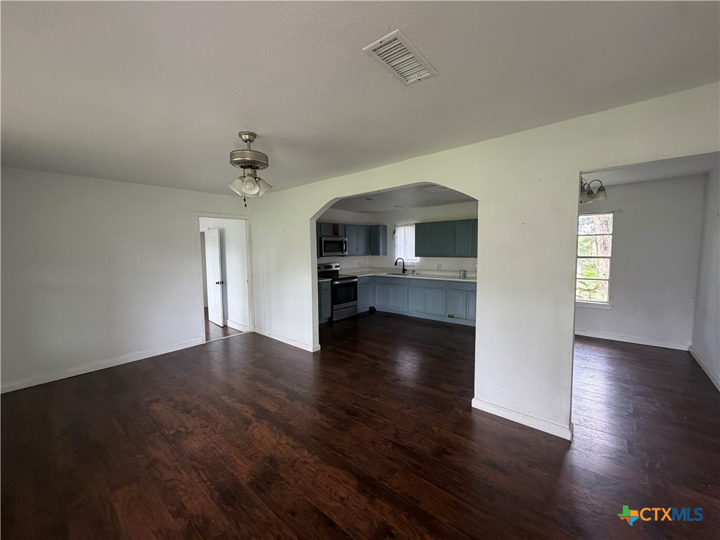 159 Texas Avenue Property Photo 2