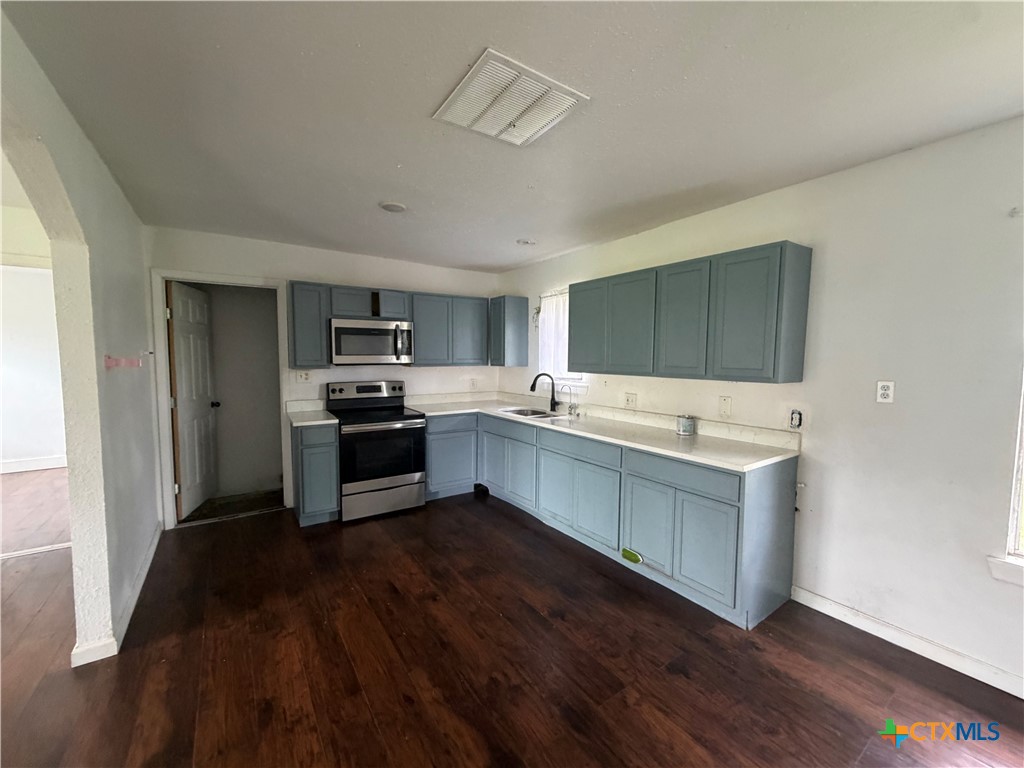 159 Texas Avenue Property Photo 3