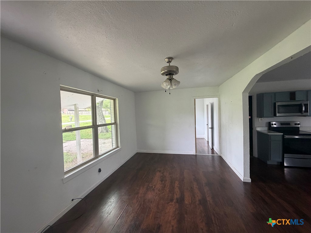 159 Texas Avenue Property Photo 4