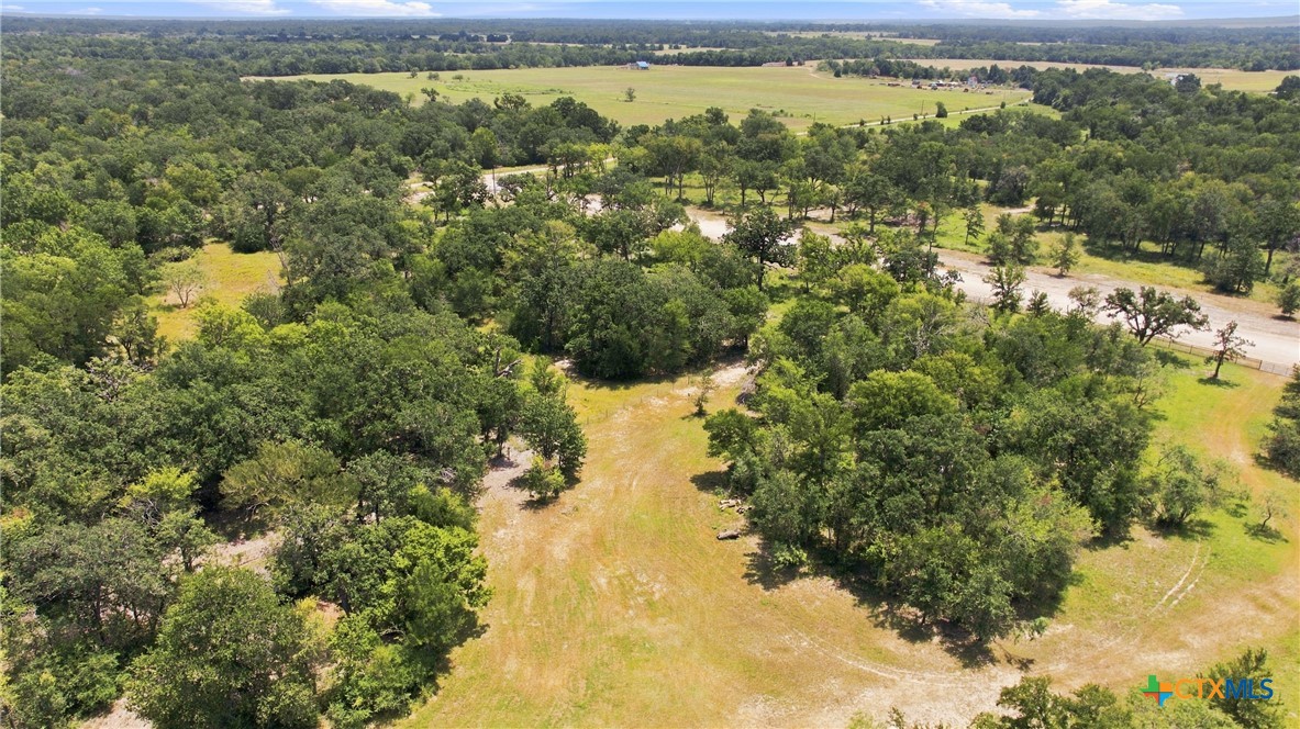 408 Cresent Bend Property Photo 12