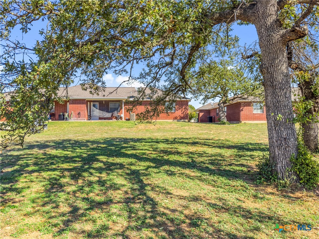 2102 Cedar Valley Drive Property Photo 6