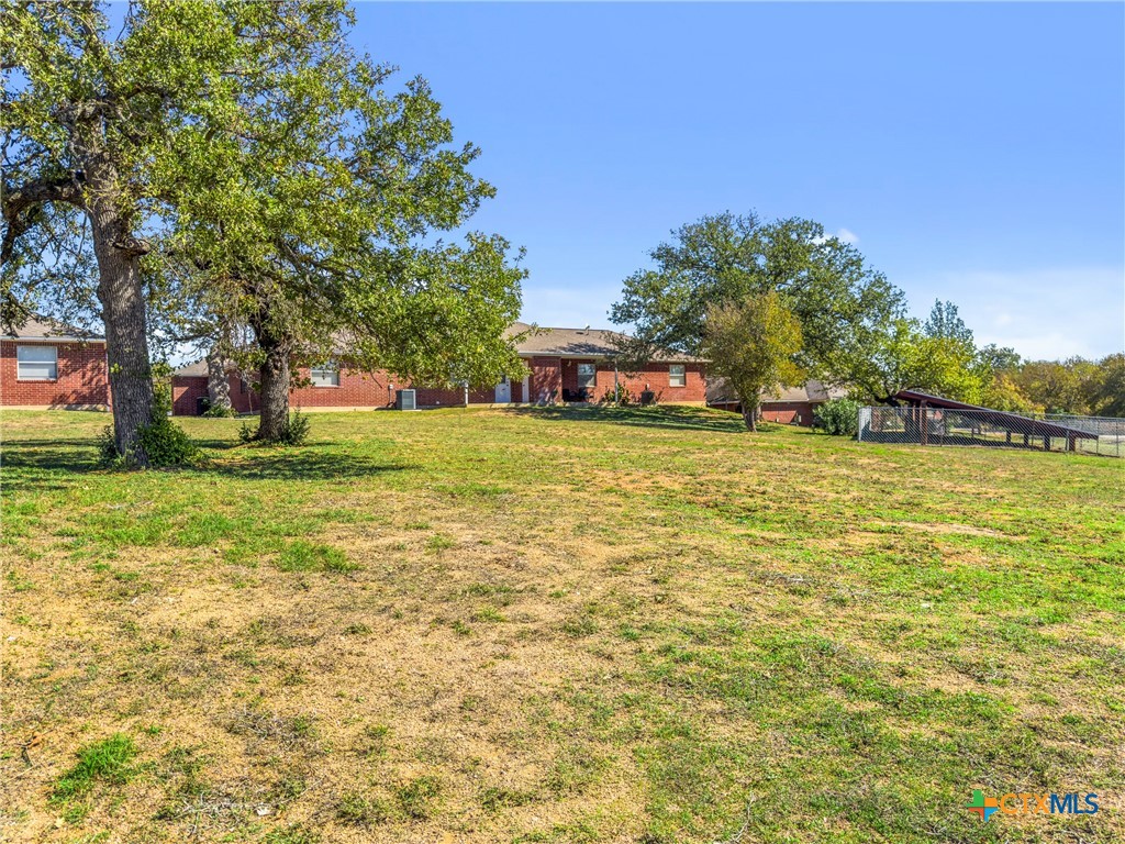 2102 Cedar Valley Drive Property Photo 10