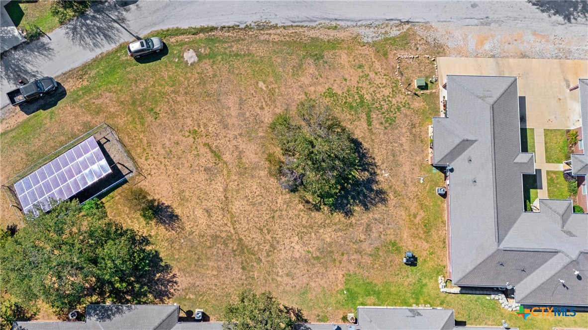 2102 Cedar Valley Drive Property Photo 18