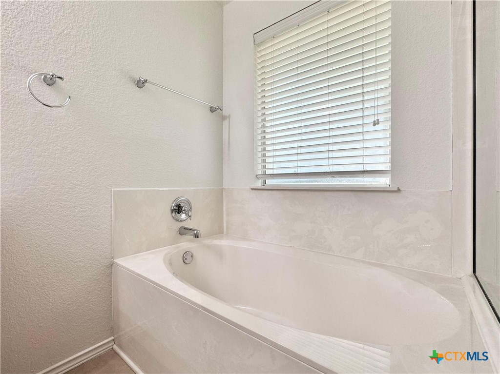 1015 Aiken Drive Property Photo 32