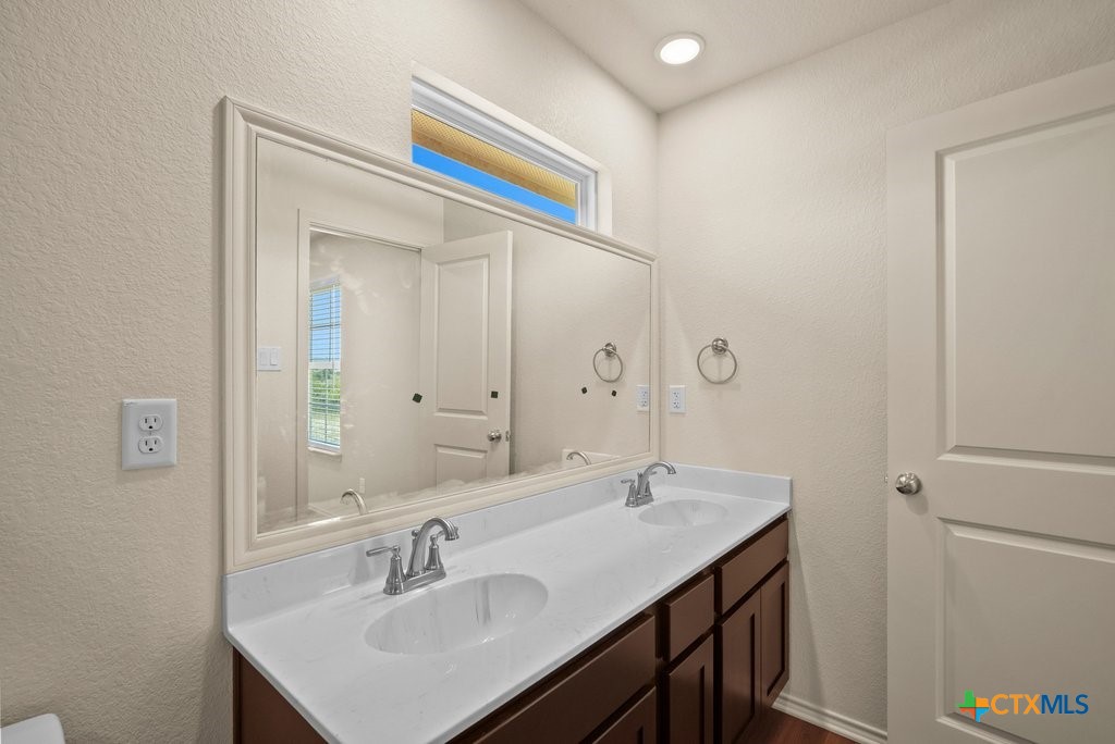 261 Monty Avenue Property Photo 15
