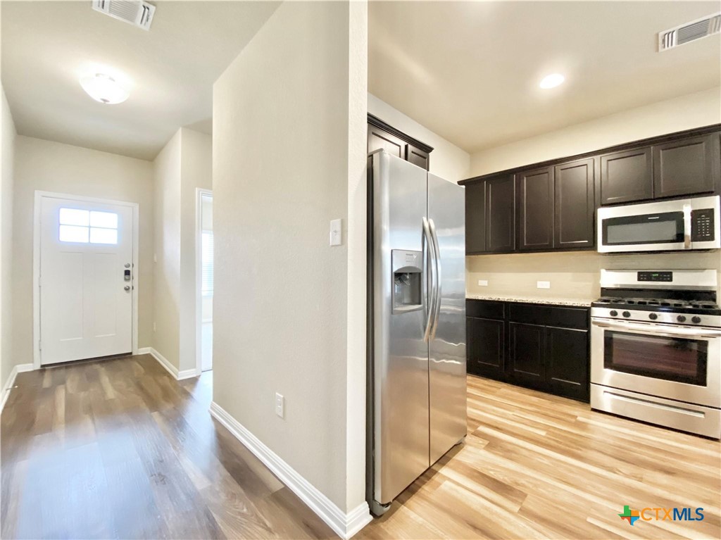 2937 Bridekirk Drive Property Photo 4