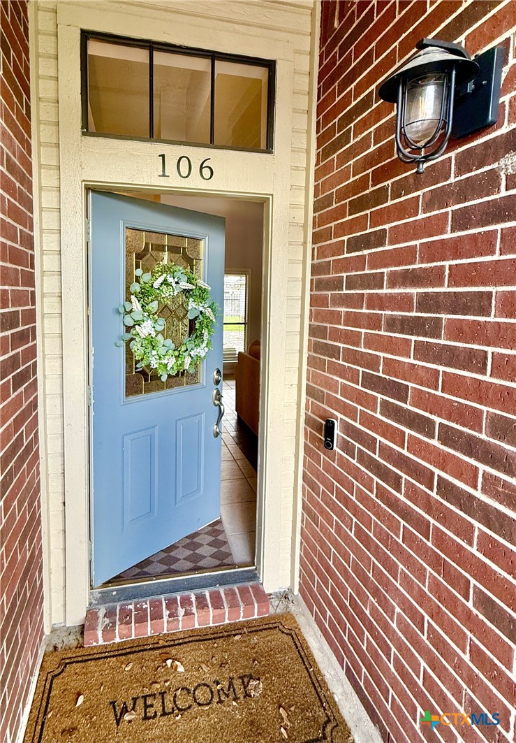 106 Westbrook Drive Property Photo 2