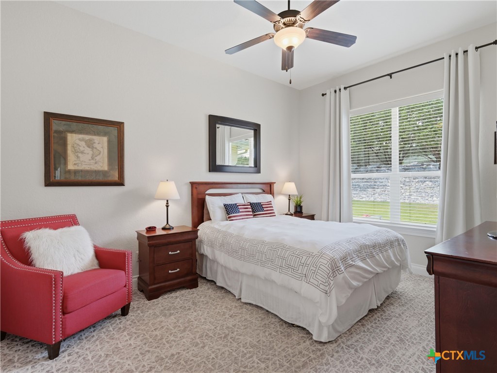 324 Valley Lodge Property Photo 14