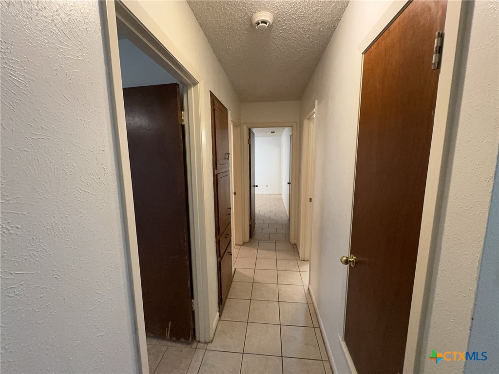2408 Carnation Drive Property Photo 7