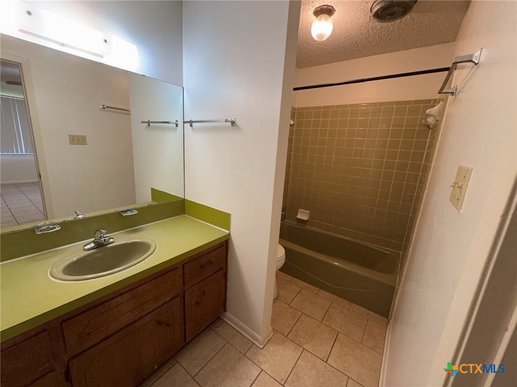 2408 Carnation Drive Property Photo 15
