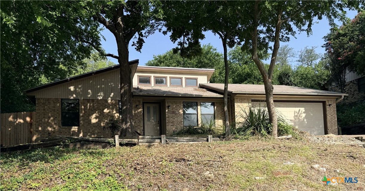 1106 Boulder Run Property Photo