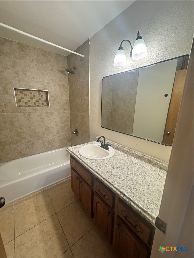 213 Versailles Street Property Photo 17