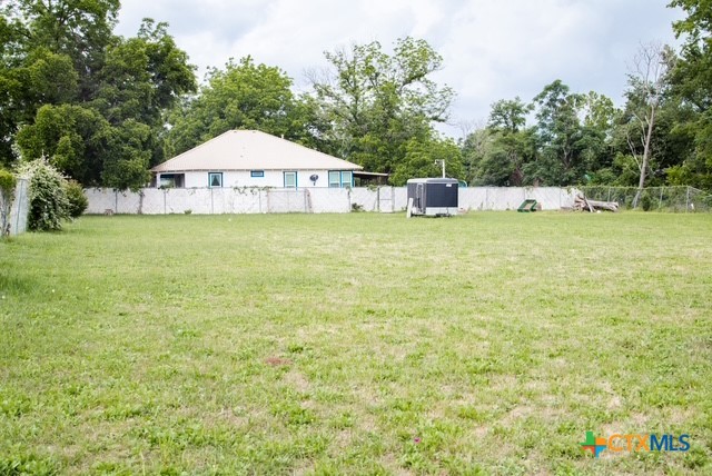 403 S Nolan Property Photo 16