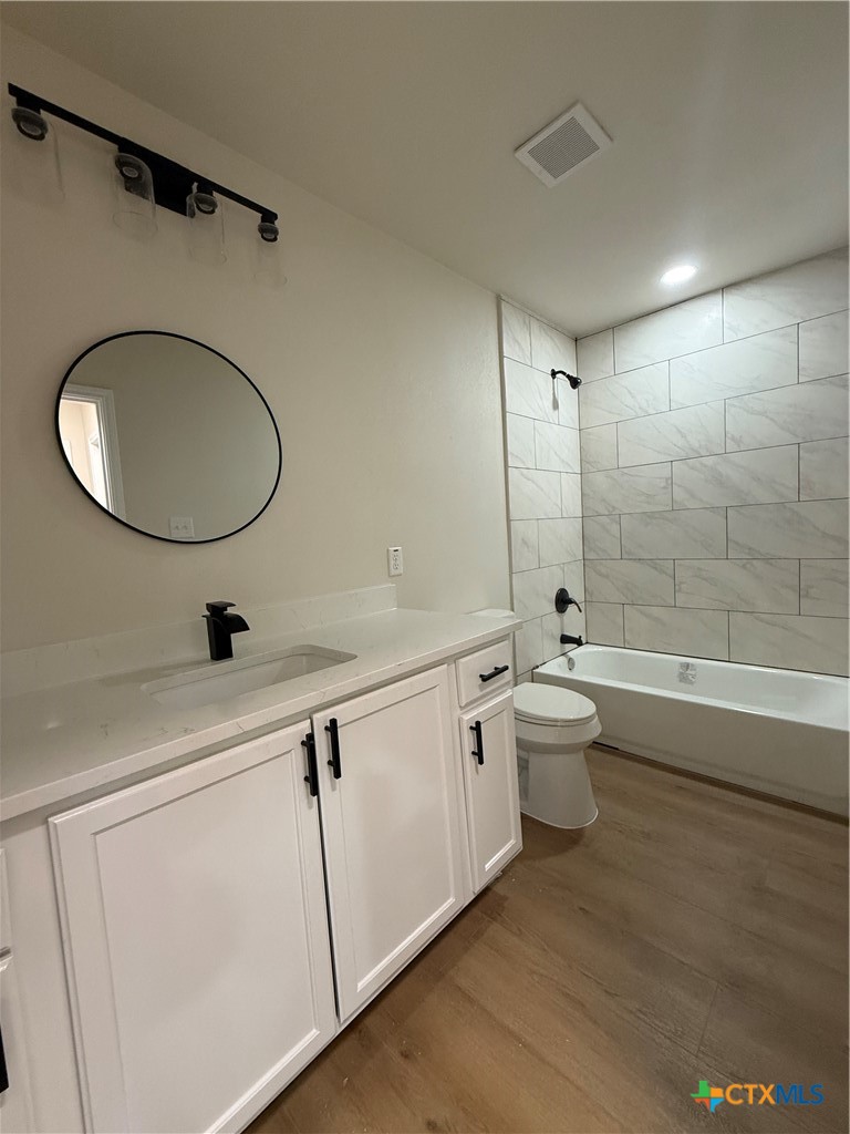 1110 W Calhoun Avenue Property Photo 17