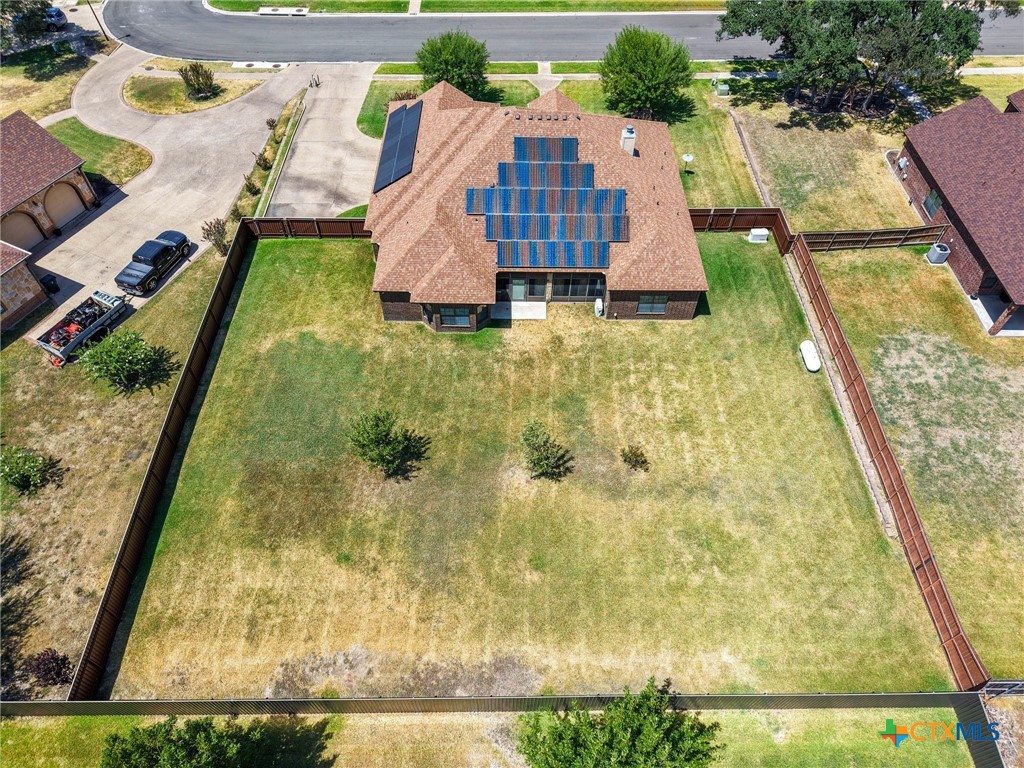 5008 Deerwood Loop Property Photo 2