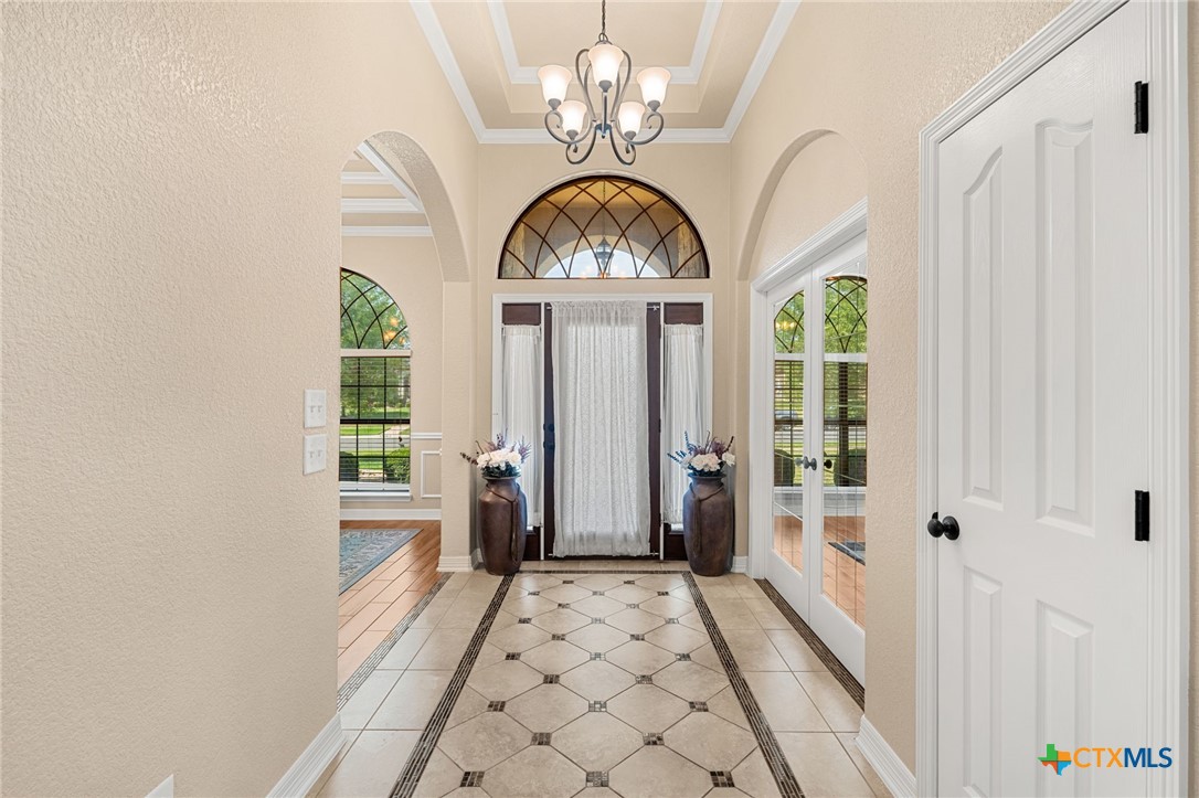 5008 Deerwood Loop Property Photo 4