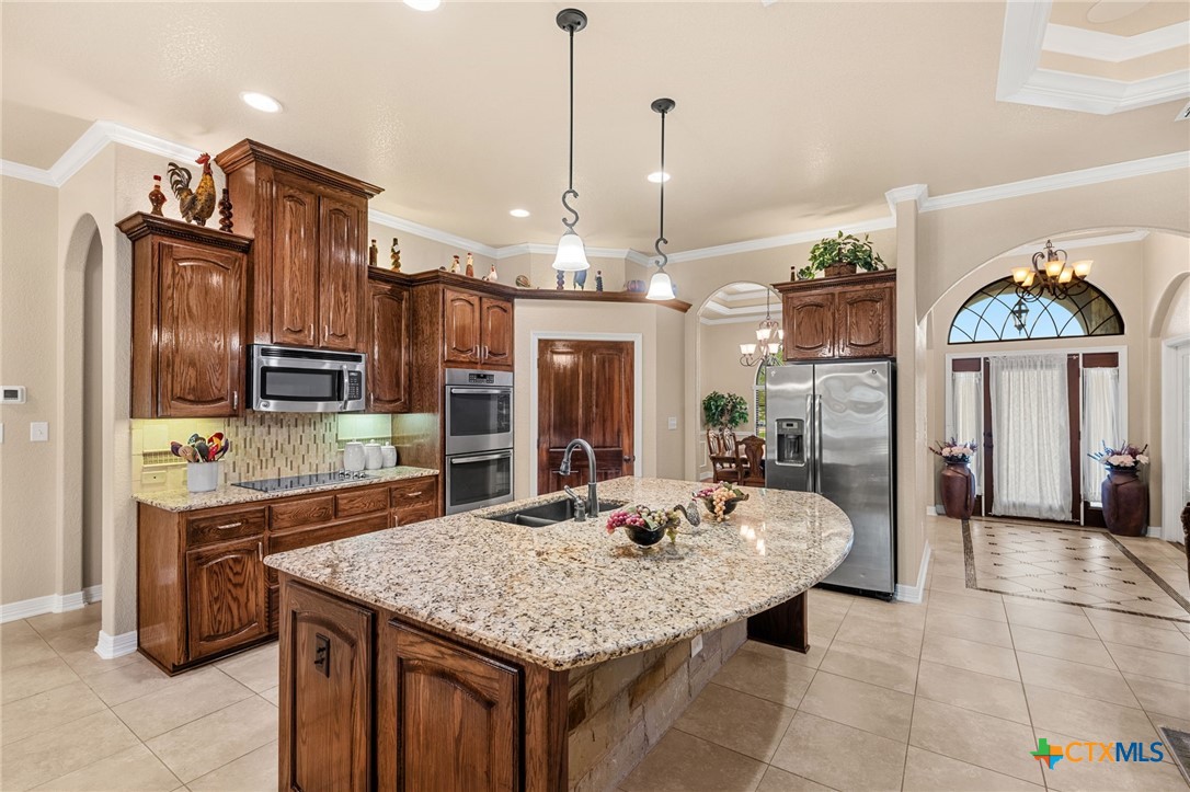 5008 Deerwood Loop Property Photo 12