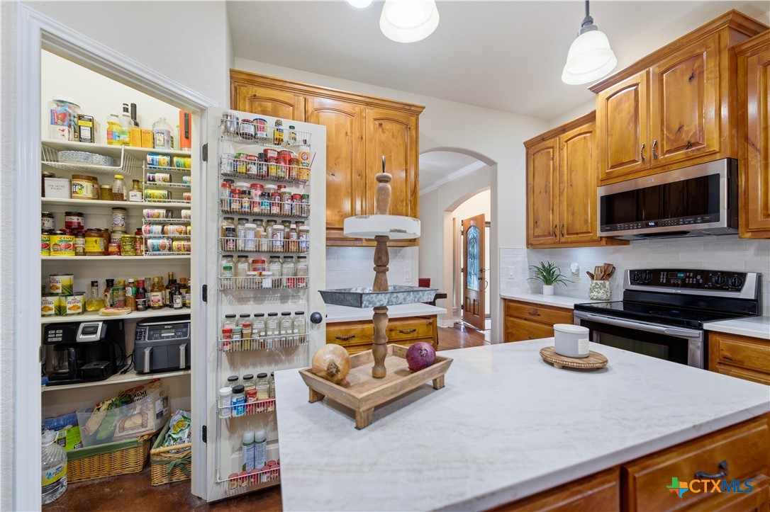 1413 Country Hills Drive Property Photo 15