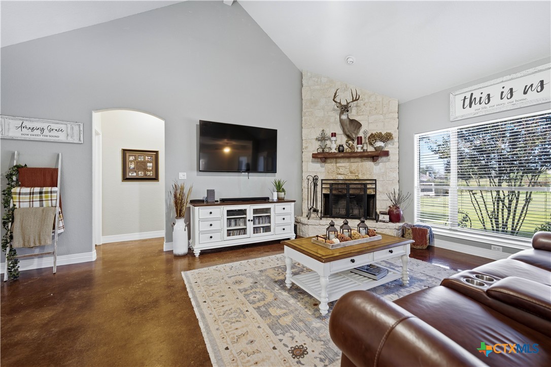 1413 Country Hills Drive Property Photo 20