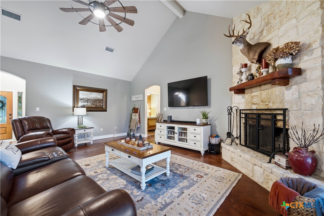 1413 Country Hills Drive Property Photo 21