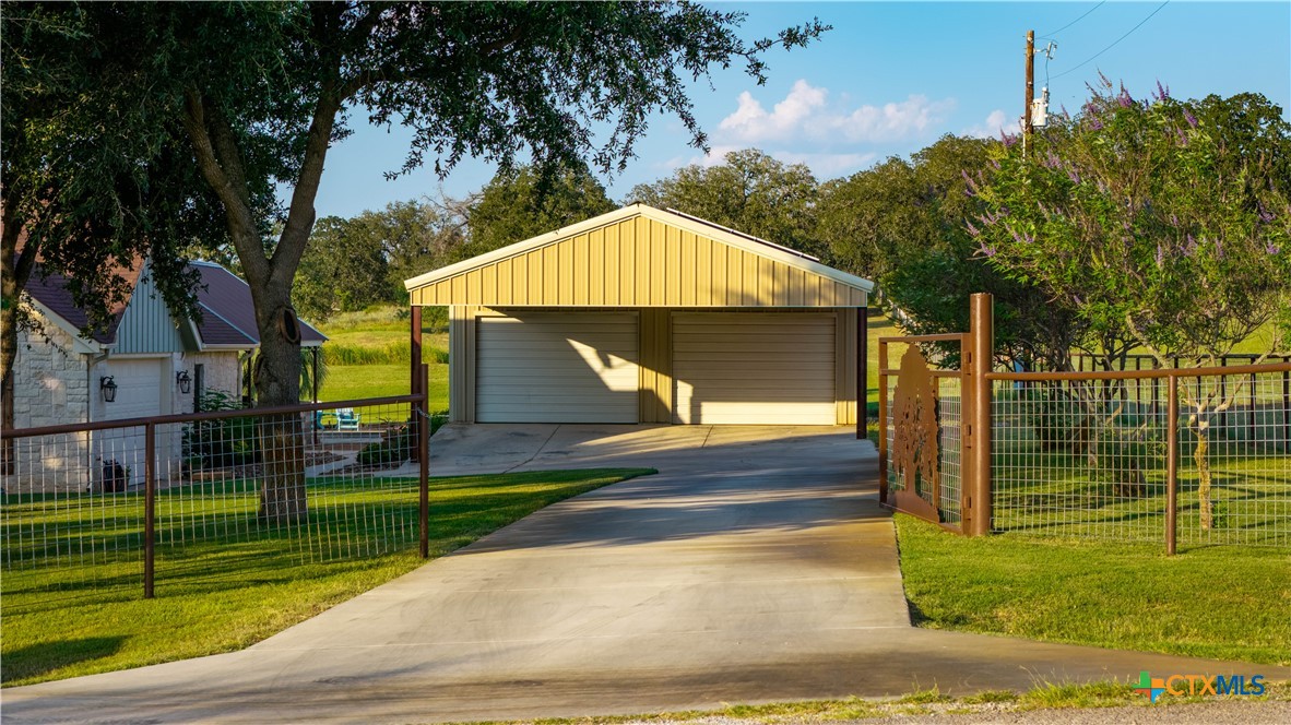 1413 Country Hills Drive Property Photo 34