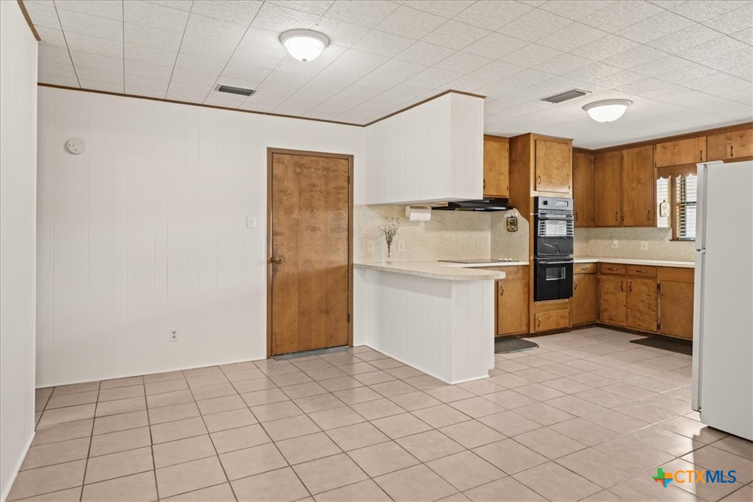 130 Elm Street Property Photo 8