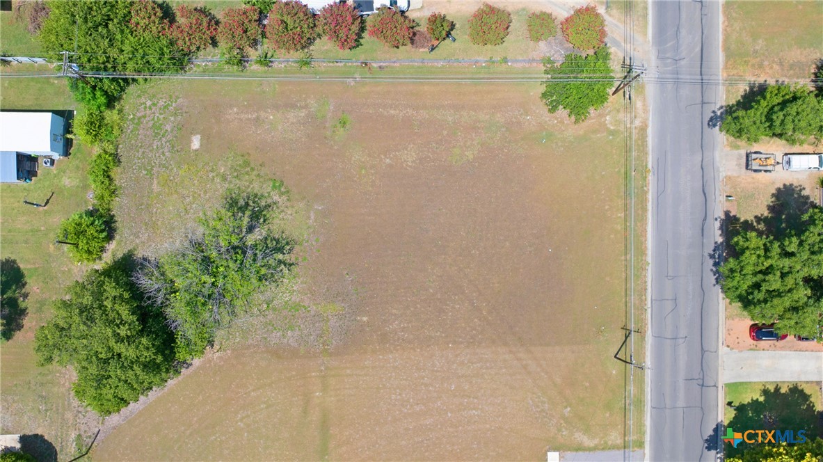 810 Harley Drive Property Photo 4