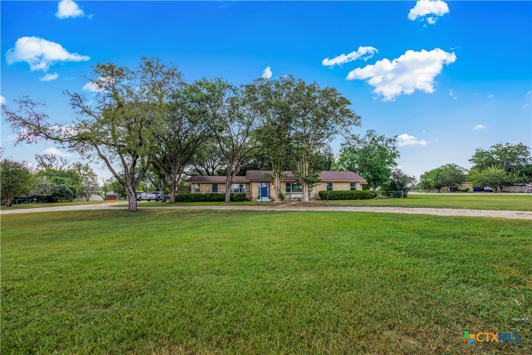 105 S Us Highway 77a Property Photo 2